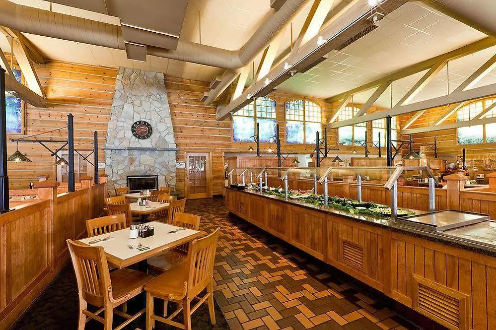 The Portlander Inn And Marketplace Portland