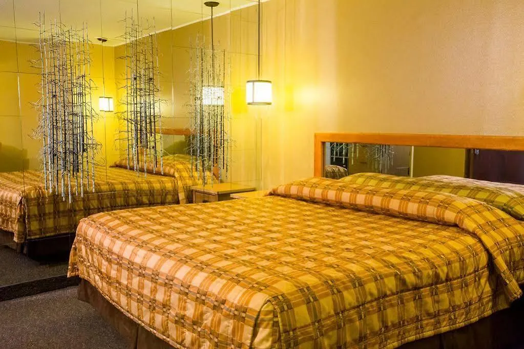 The Portlander Inn&Marketplace Hotel